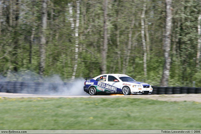 A MG 7709