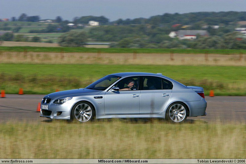 A MG 9993