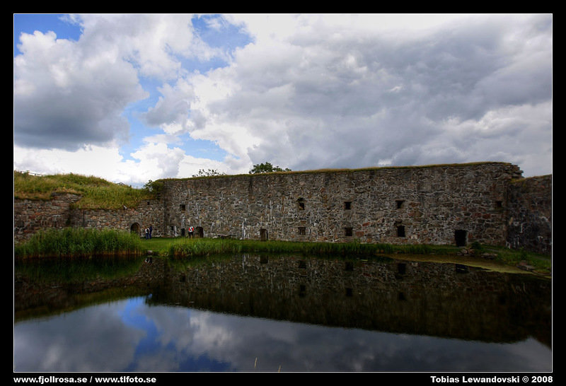 _L8D2568_69_70_tonemapped.jpg