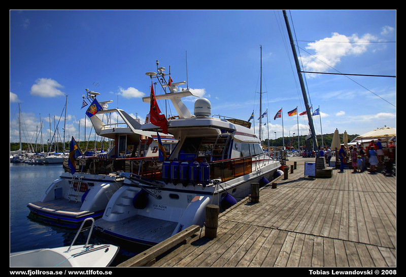 _L8D3216_4_5_tonemapped.jpg