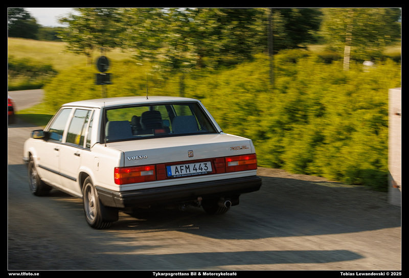 098A9390
