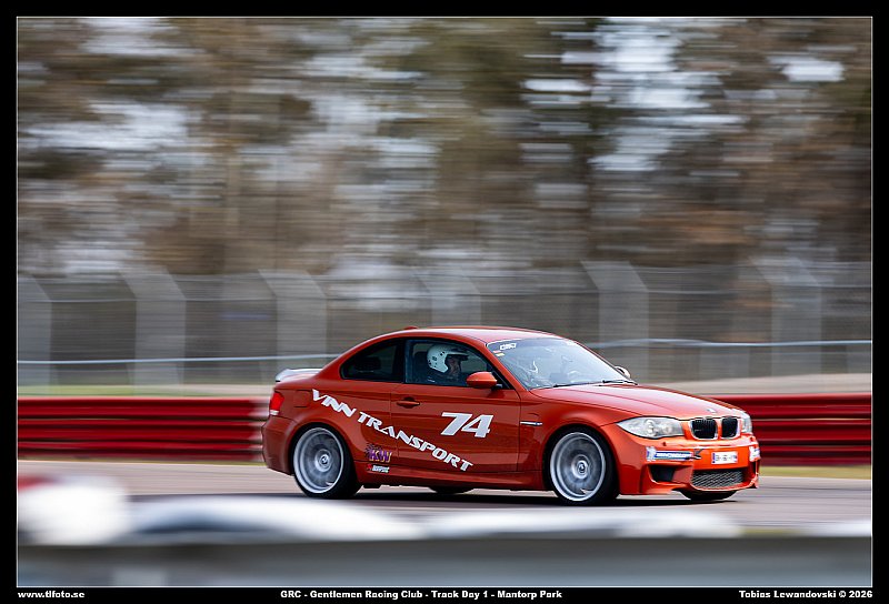 098A8584